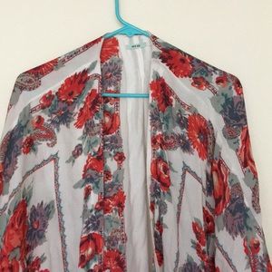 White loose kimono